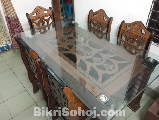 Dining table 6 chairs